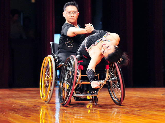 入選獎《藝高擠精》 中國臺灣 許哲嘉.JPG